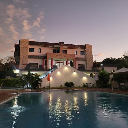 Majesty Palm Resort マジュンガ エクステリア 写真