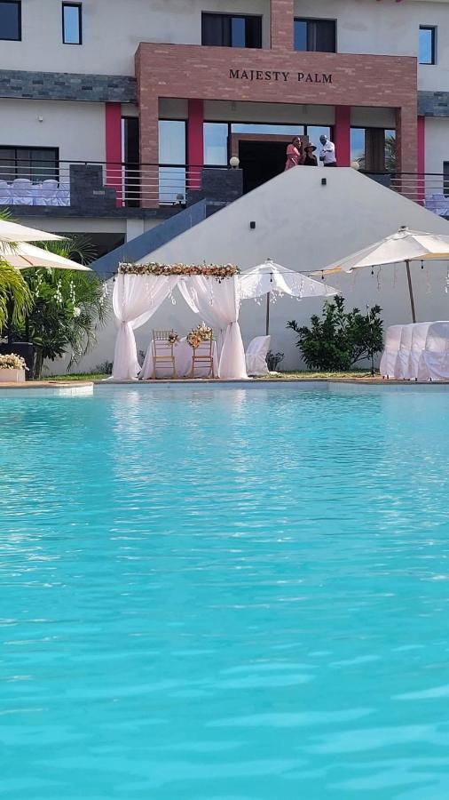 Majesty Palm Resort マジュンガ エクステリア 写真