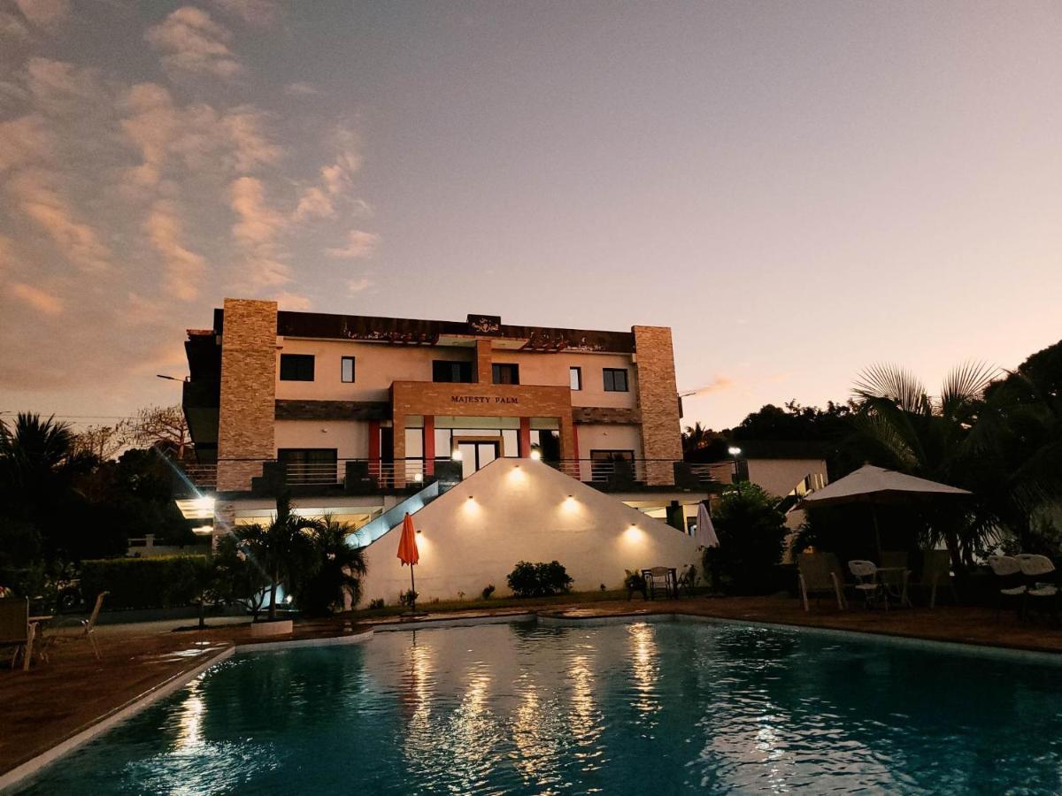 Majesty Palm Resort マジュンガ エクステリア 写真